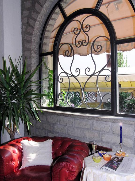 Hotel Ristorante Bagnaia Viterbo Exterior photo